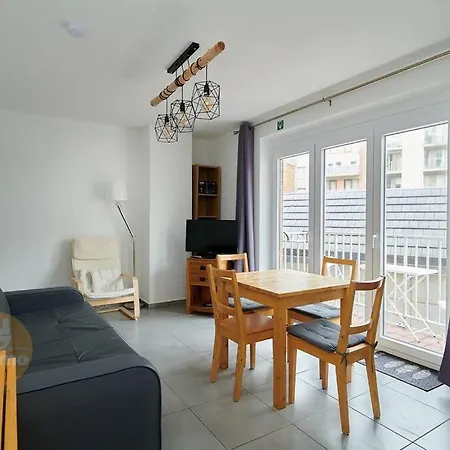 Apartamento Vlakbij Strand-orch 0104